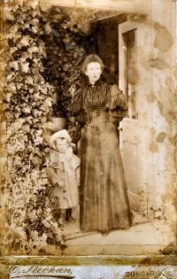 Louisa Hudson, With Her Son, Charlie, Ballycoe House, Near Dungarvan