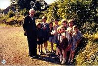 Tommy Lacey With School Children, Ballinagoul, Ring 
